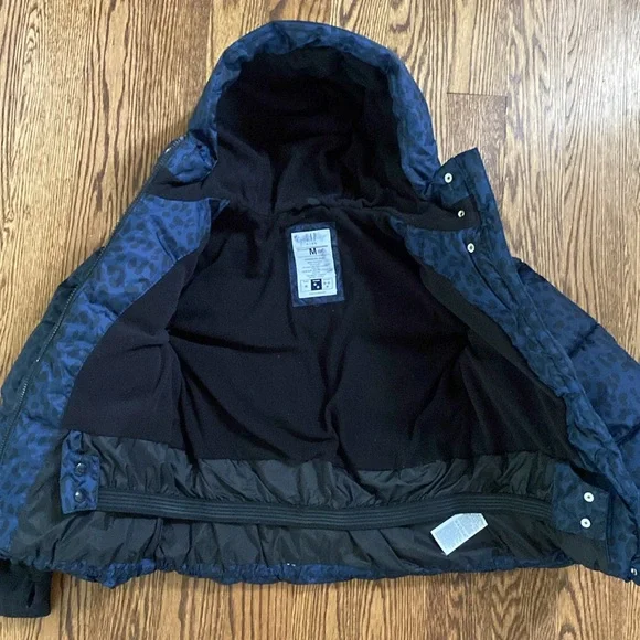 Gap cold control max puffer jacket navy leopard girl medium - Picture 3 of 7
